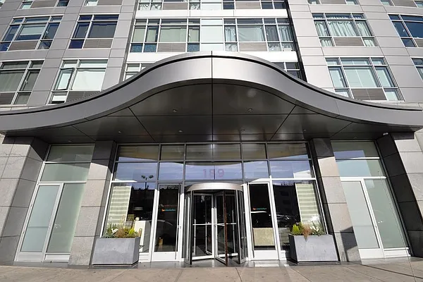 Rented by Corcoran | media 34