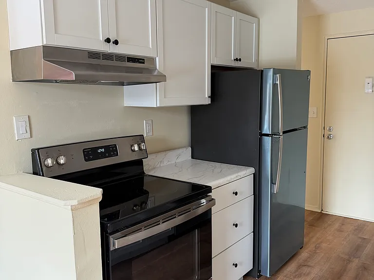 45 Jefferson Rd #3-7 — Photo 2