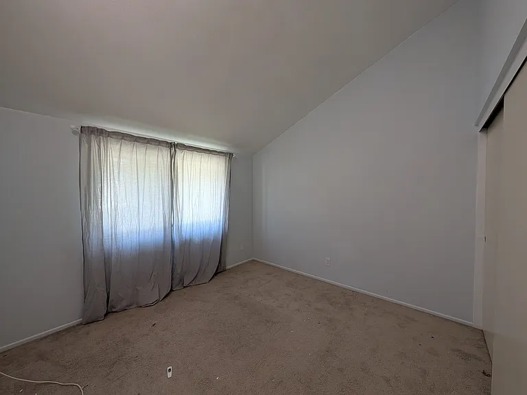 1419 Poseidon — Photo 15