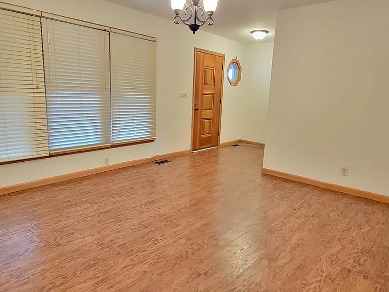 14411 W Maple St — Photo 7