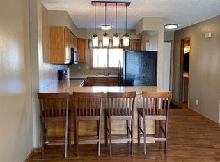 1901 24th Ave S, Grand Forks, ND 58201