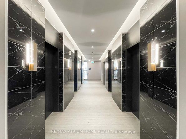 950 Portage Pkwy #2706, Vaughan, ON L4K 0J7