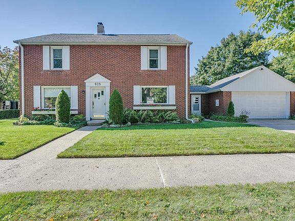 2nd image of 628 Lawe St