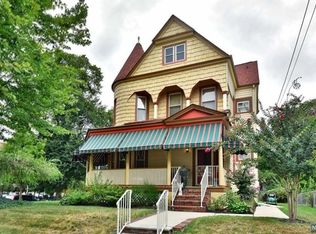 124 Elliott Pl, Rutherford, NJ 07070