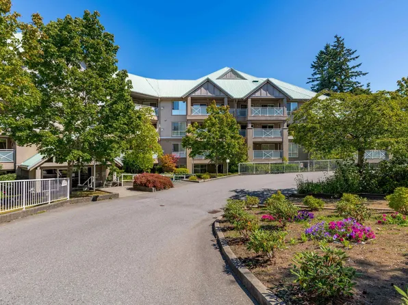 15150 29a Ave #104, Surrey, BC V4P 3B1
