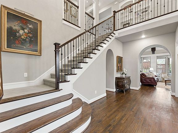 3rd image of 3031 Sunny Hill Ln