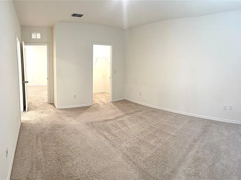 1241 Yellow Finch Dr — Photo 18