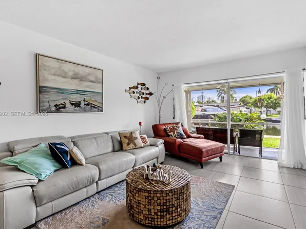 455 Paradise Isle Blvd APT 106, Hallandale Beach, FL 33009