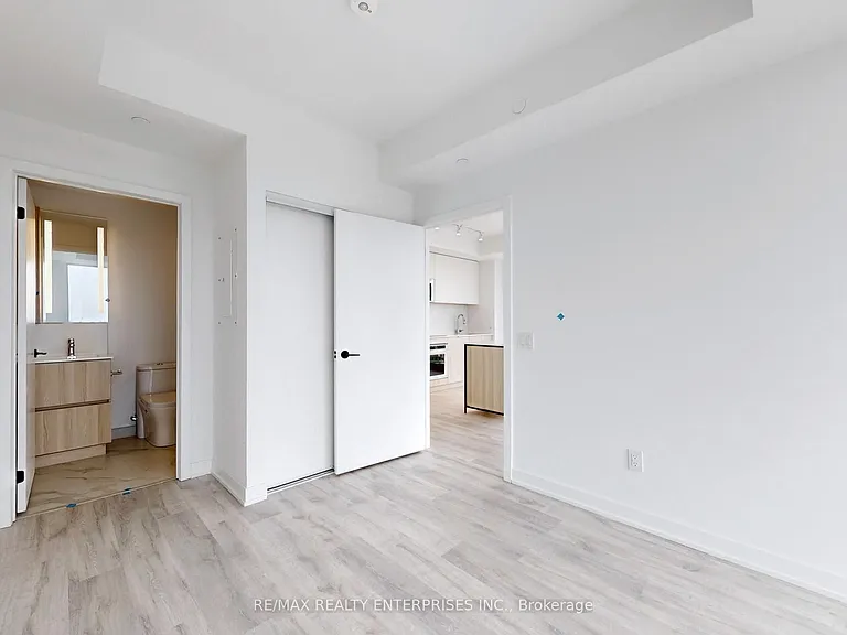 220 Missinnihe Way #1013 — Photo 14