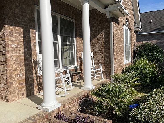 2nd image of 107 Sabal Ln