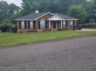 1012 Cedarview Cir, Hephzibah, GA 30815