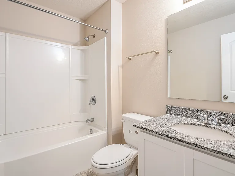1162 Hudson Harbor Ln — Photo 14