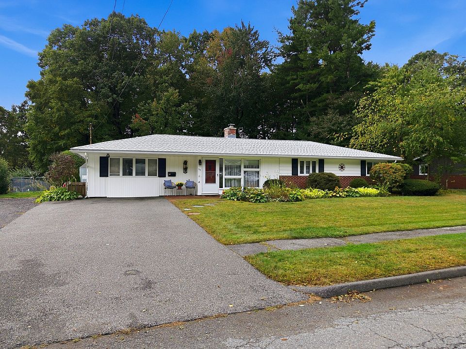 1st image of 50 Barry Rd