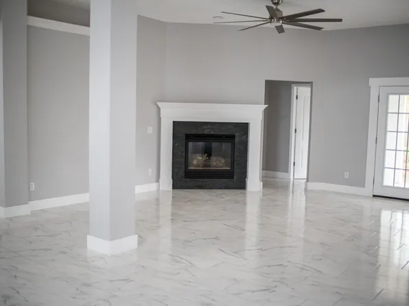 338 Hidden Island Dr, Panama City Beach, FL 32408