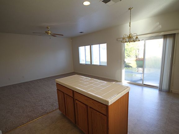 2nd image of 5511 Gold Poppy Way