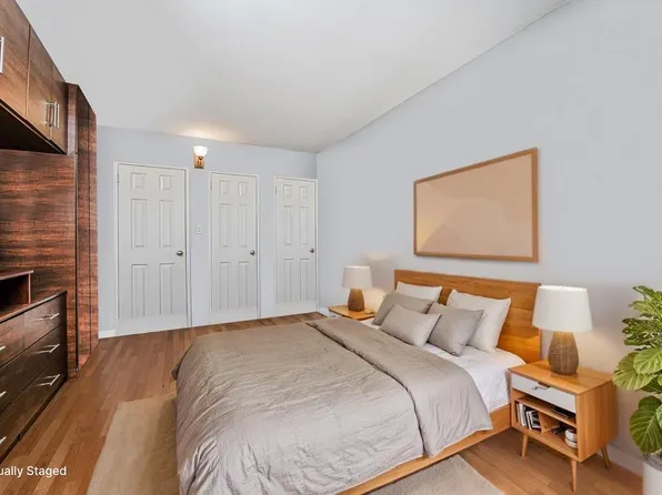 2265 Gerritsen Avenue image 8 of 11