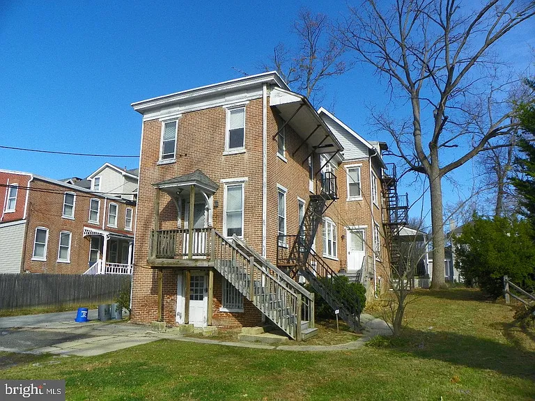 514 S High St #4 — Photo 2