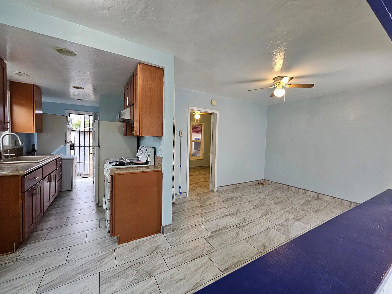 1 bed, 864 sqft, $1,450 — Photo 1