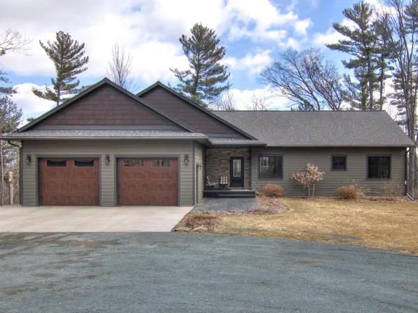 877 22nd St, Chetek, WI 54728