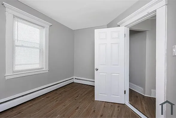 221 Lake Ave — Photo 12