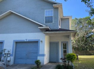1111 Citrus Hill Ct, Seffner, FL 33584