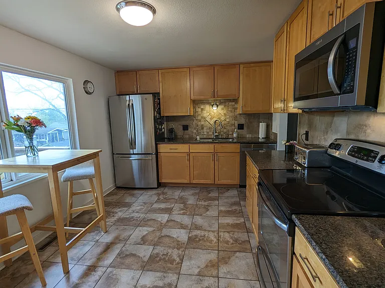 2845 Emerson Ave — Photo 5