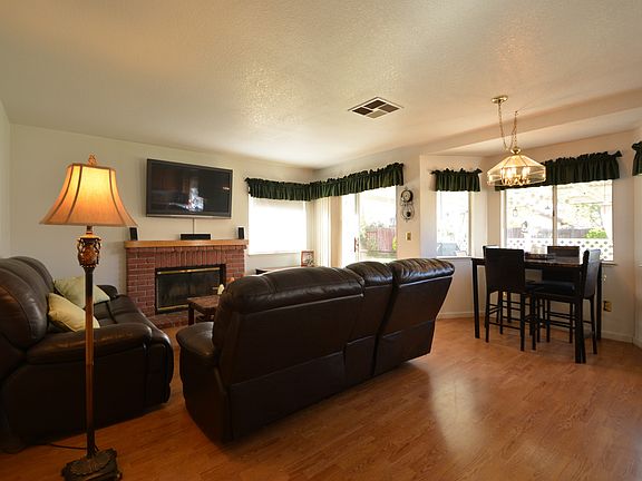 5th image of 661 Vallarta Ct
