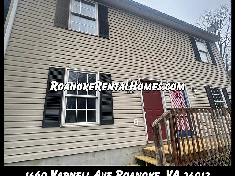 1460-1462 Varnell Ave NE — Photo 1