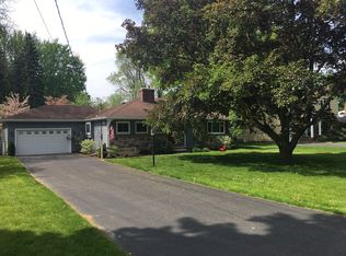 629 Hinchey Rd, Rochester, NY 14624