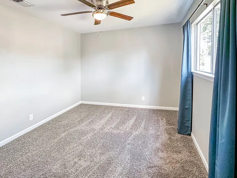 6923 Glen Fair — Photo 13