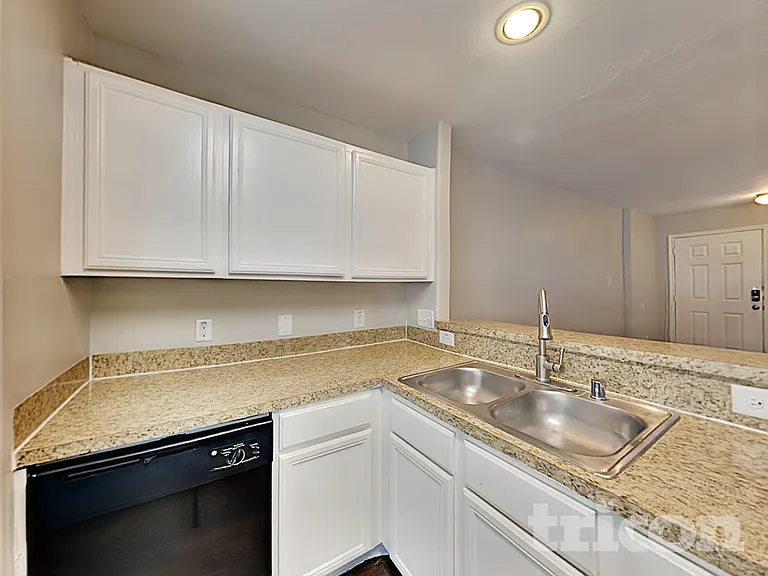 21402 Palma Grove Way — Photo 10