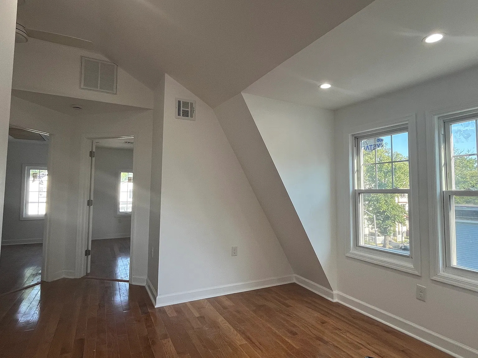 2 bed, $1,850 — Photo 4