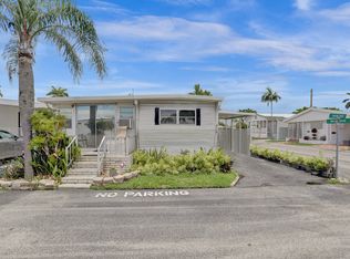 100 Marine Ct #495, Hallandale, FL 33009