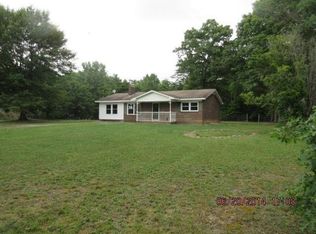 1319 Long Branch Rd, Grover, NC 28073