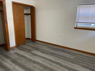 9809 S Pulaski Rd, Evergreen Park, IL 60805