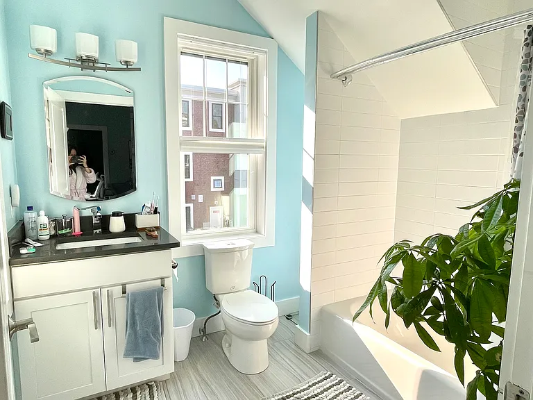 Bathroom (day time)