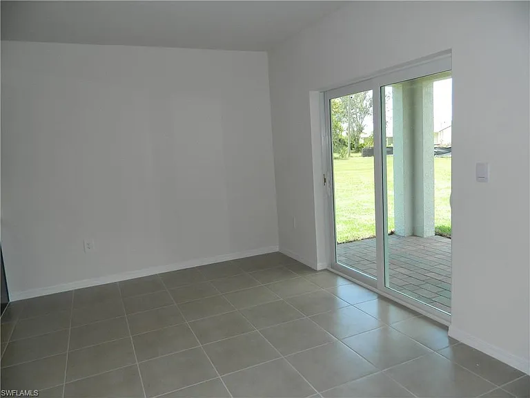 25118 Doredo Dr — Photo 5