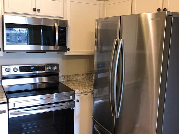 New Microwave, Stove and Refrigerator