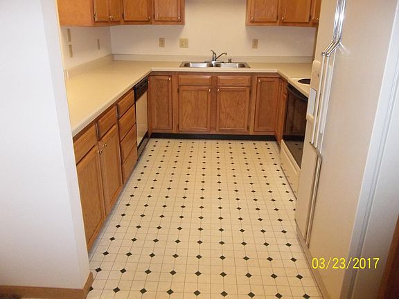 3rd image of 5210 Paulson Ct APT 2