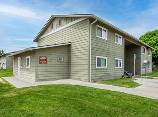 555 NW 9th St, Ontario, OR 97914