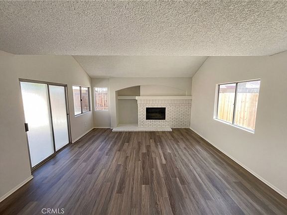 3rd image of 1947 Neptune Dr