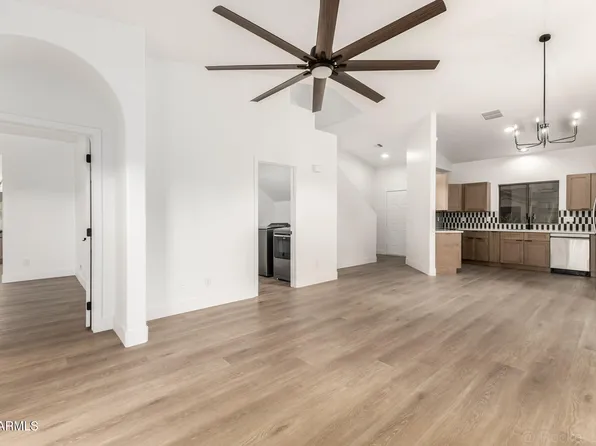 8744 E Fairbrook St, Mesa, AZ 85207