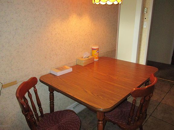 4th image of 187A Sterling Ct #100A