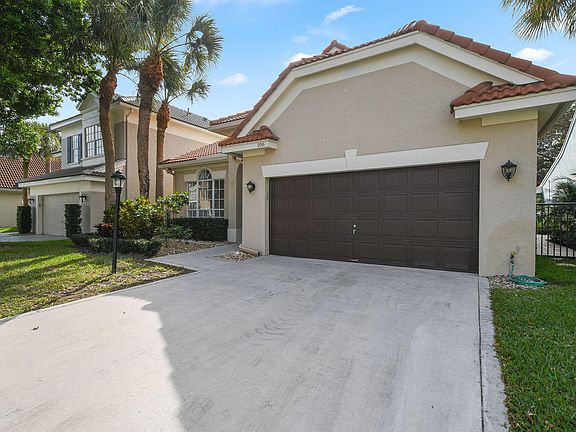 3rd image of 106 Princewood Ln
