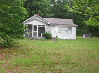 1613 Waverly Rd, Reedville, VA 22539