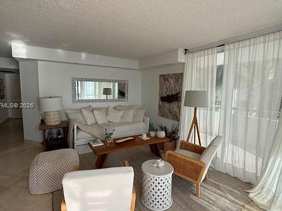 4th image of 15645 Collins Ave #Cu-206