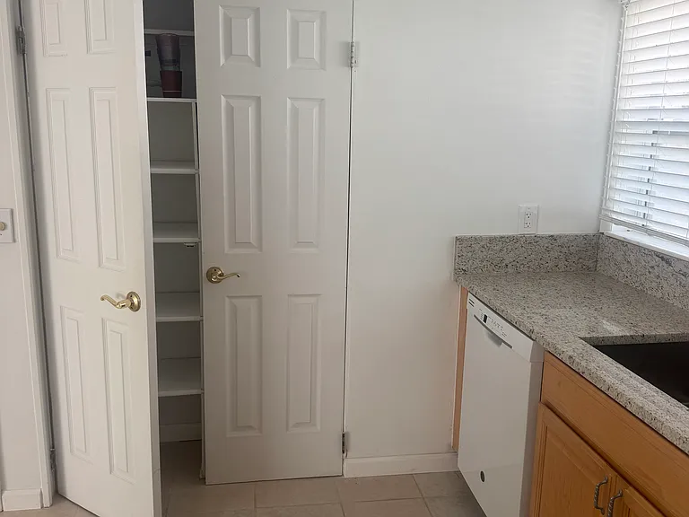 215 Pelican Dr #1 — Photo 7