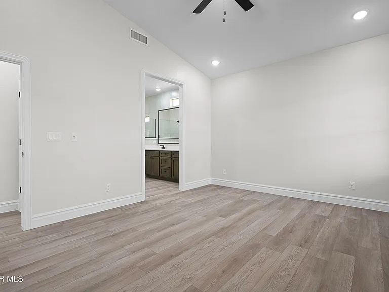 15153 Ambition Ave — Photo 31