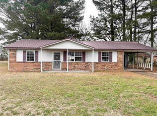 1012 N 12th St, Augusta, AR 72006