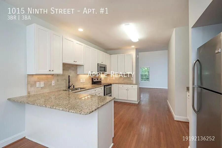1015 9th St — Photo 1